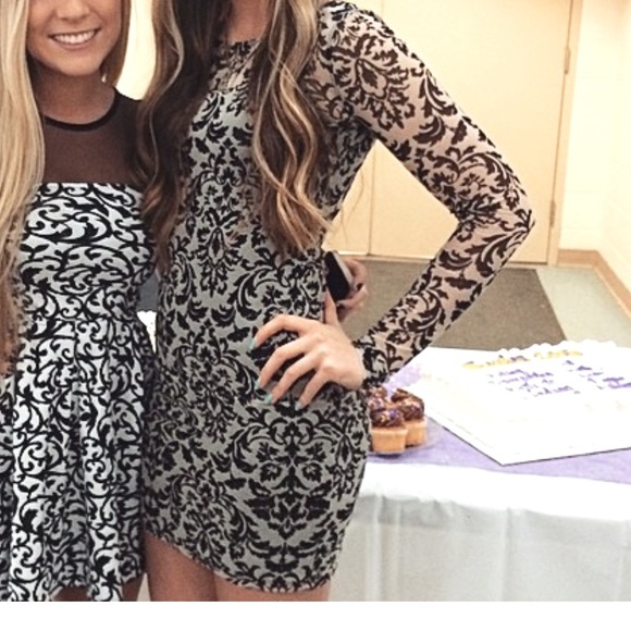 Damask Print Dress - Picture 2 of 2